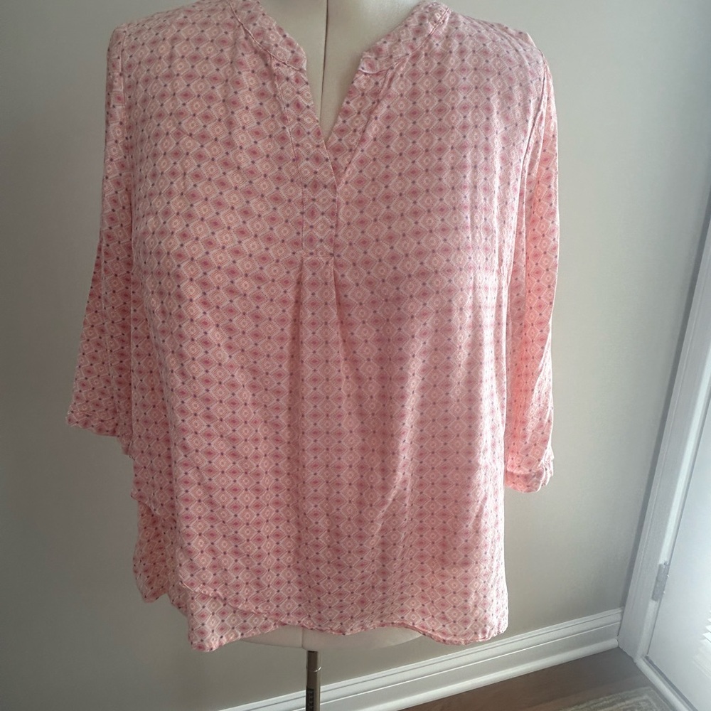 Jones New York Pink Geometric Blouse